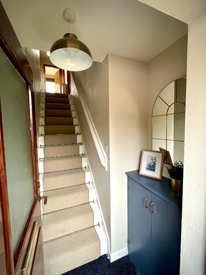 Comfortable, Modern Apartment With Parking. Inverness. المظهر الخارجي الصورة